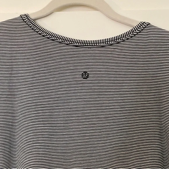 Lululemon soft tshirt - Picture 2 of 4